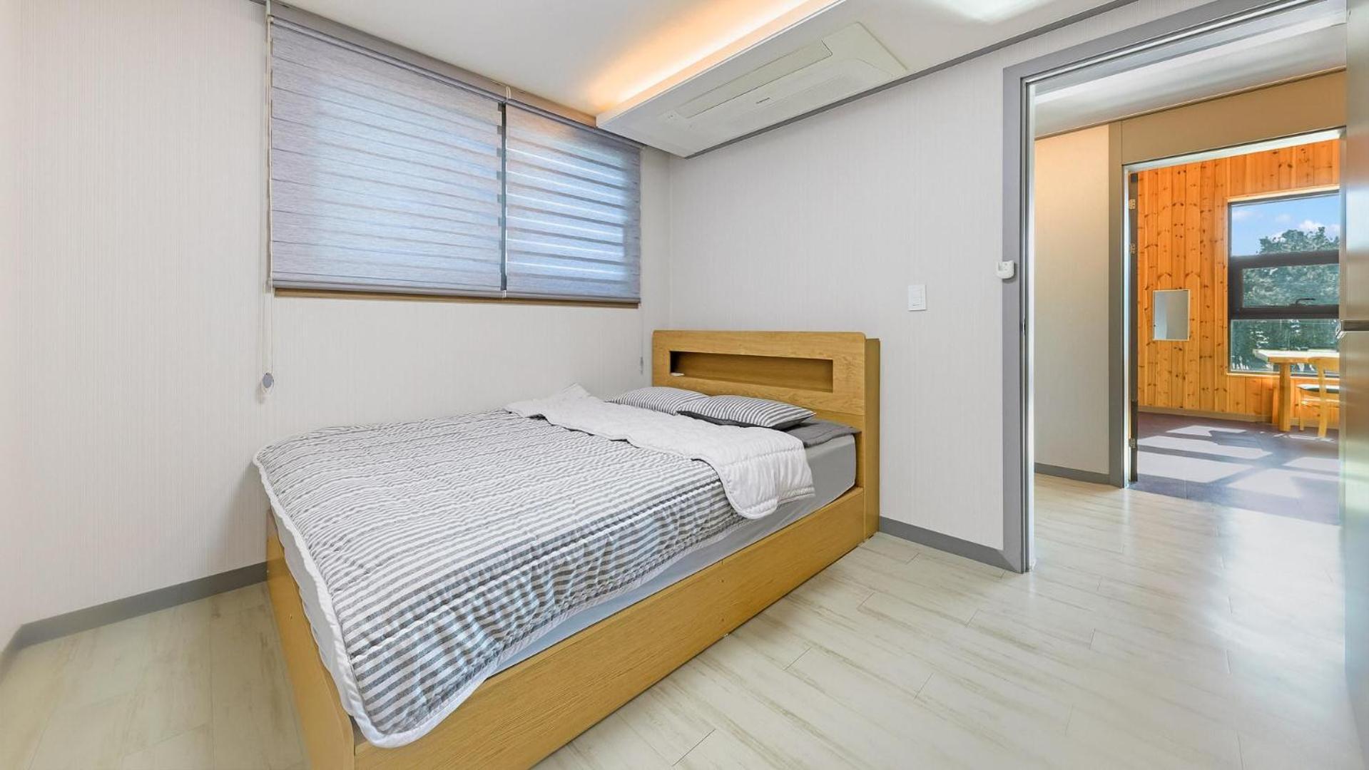 Daebudo Juni Pension Ансан Экстерьер фото