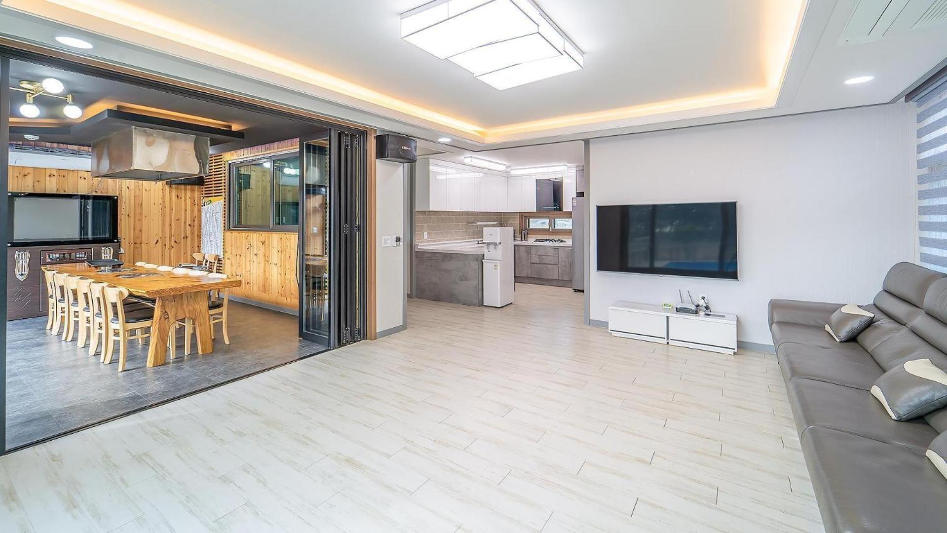 Daebudo Juni Pension Ансан Экстерьер фото